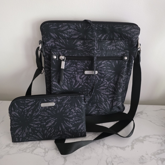 Baggallini Black Crossbody Bag with Floral Print - Picture 2 of 3